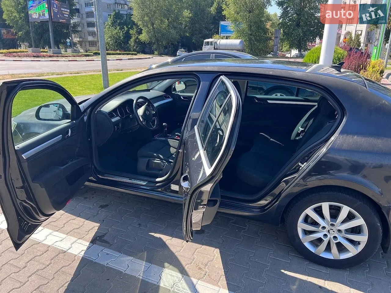 2013 Skoda Superb - мініатюра 8
