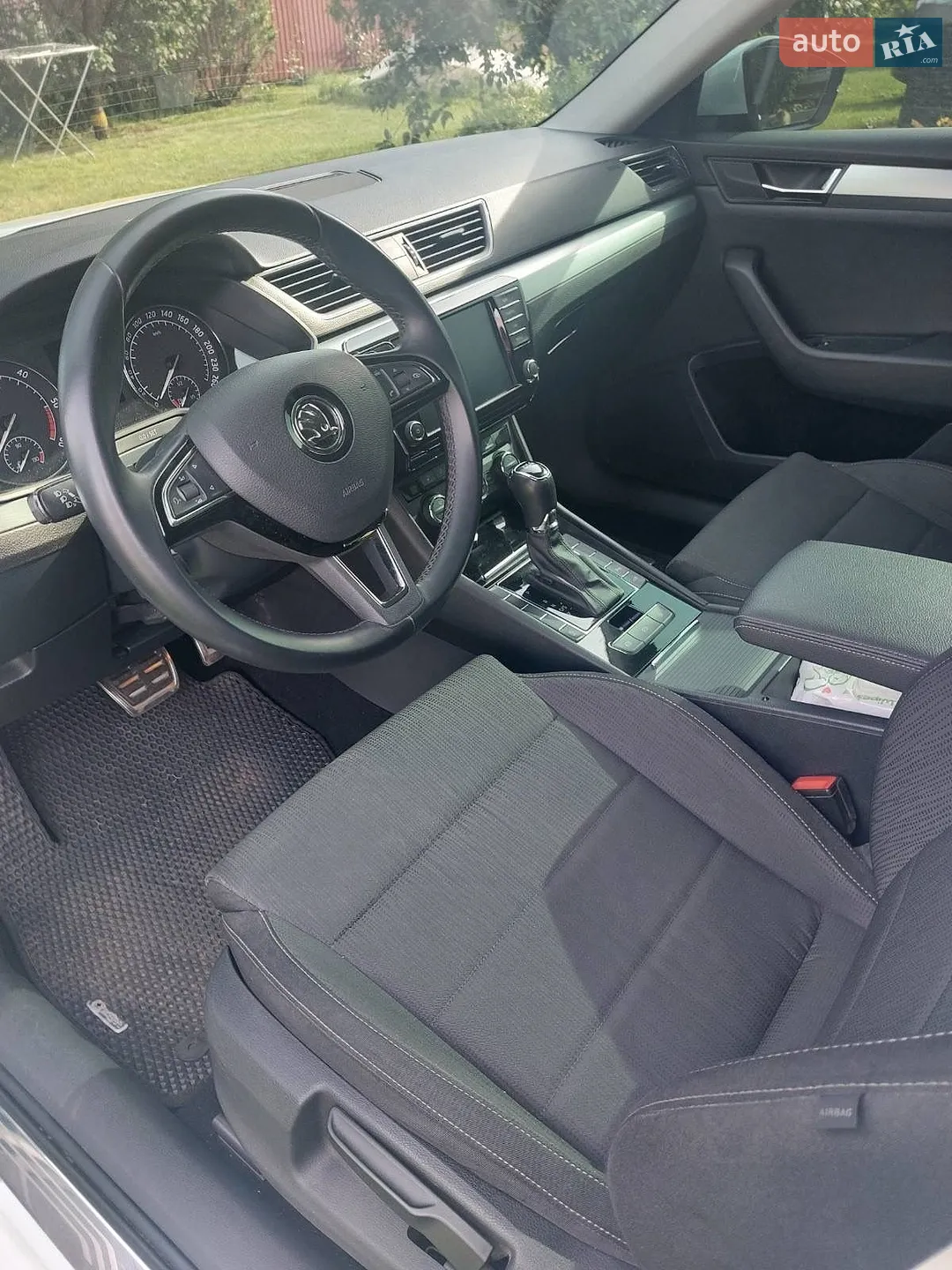 2016 Skoda Superb - мініатюра 13