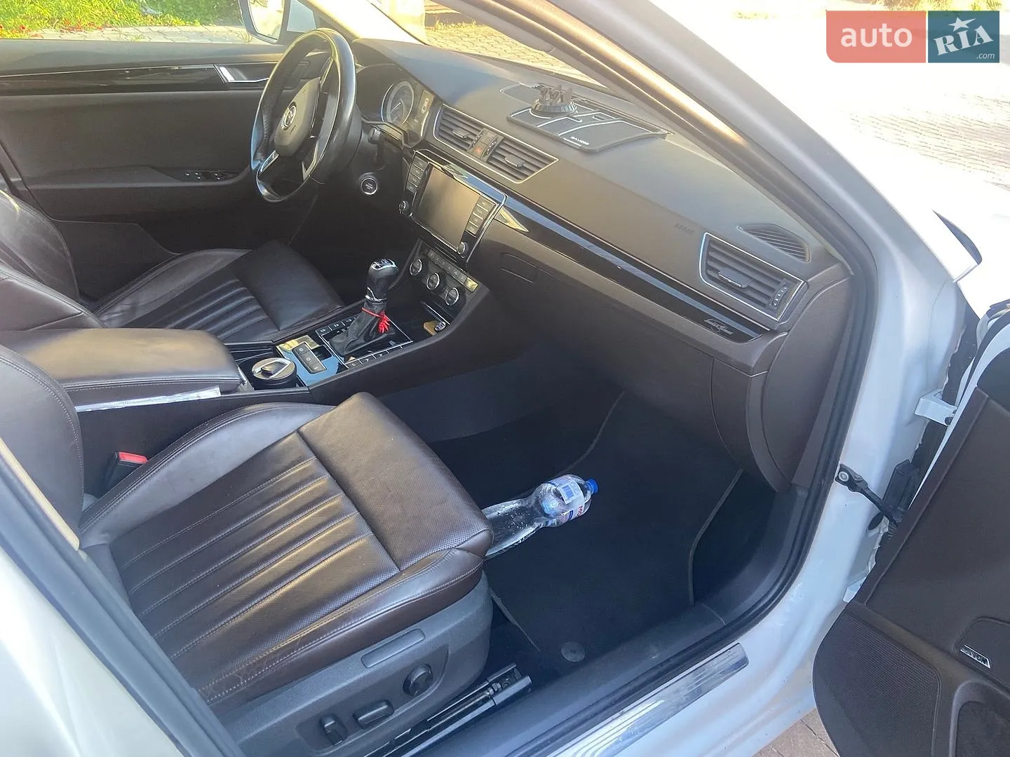 2017 Skoda Superb - мініатюра 10