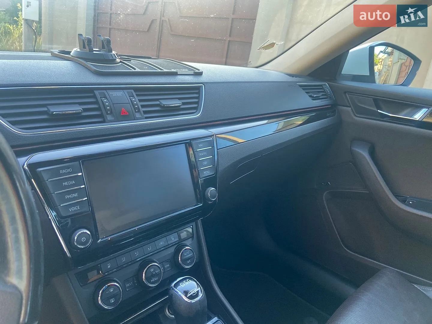 2017 Skoda Superb - мініатюра 14