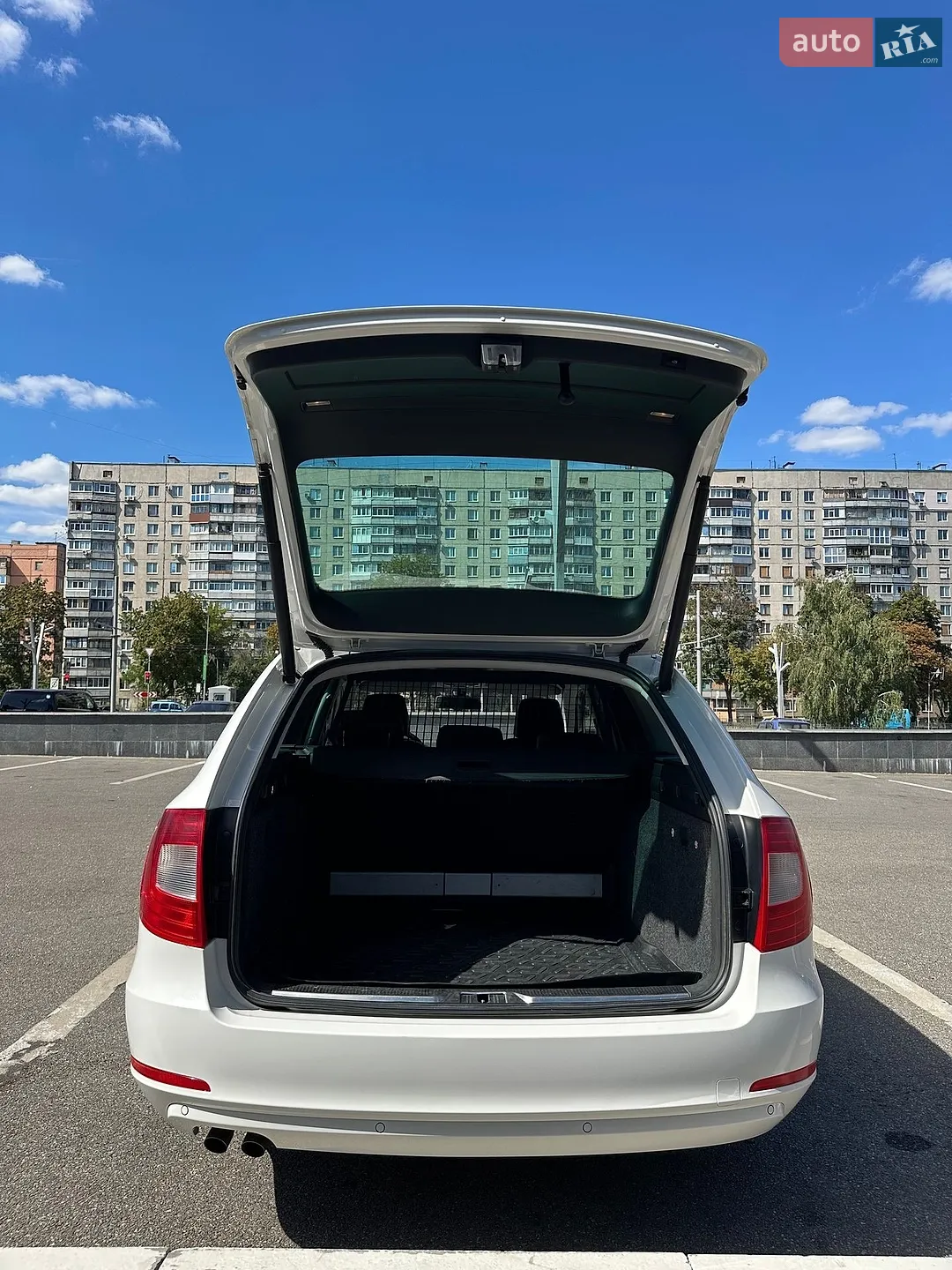 2012 Skoda Superb - мініатюра 9
