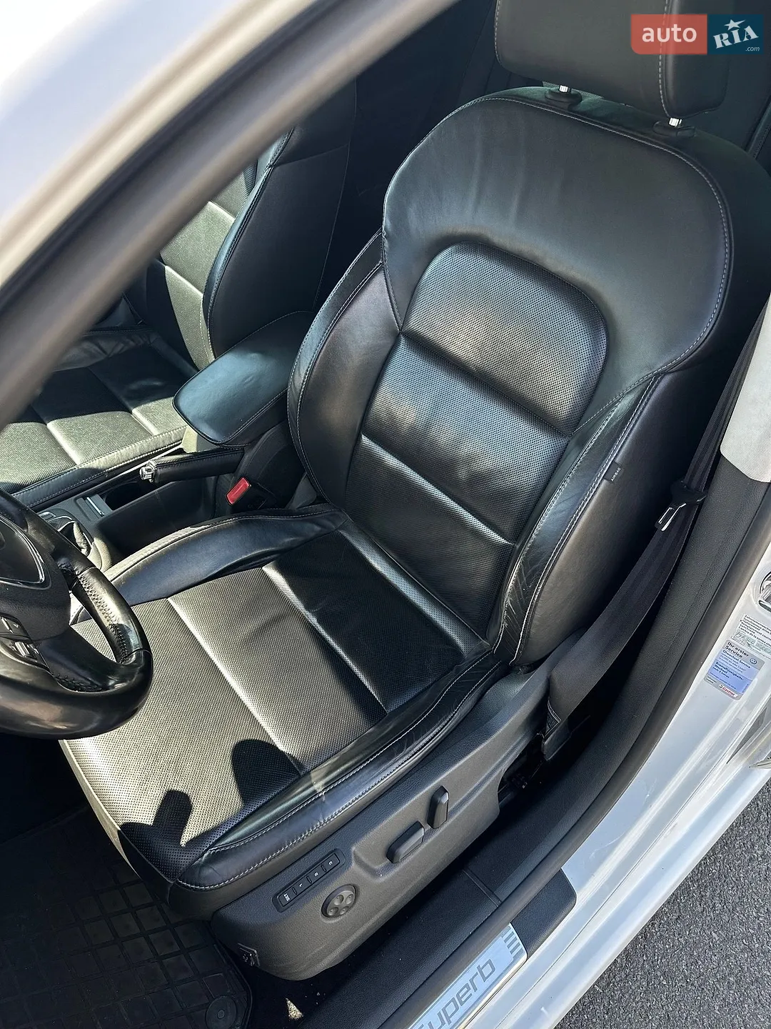 2012 Skoda Superb - мініатюра 44