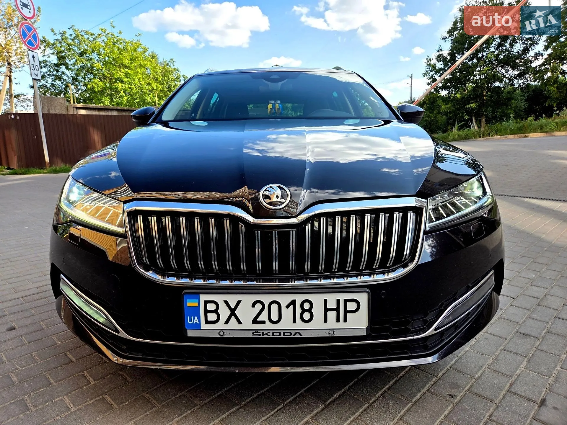 2019 Skoda Superb - мініатюра 9