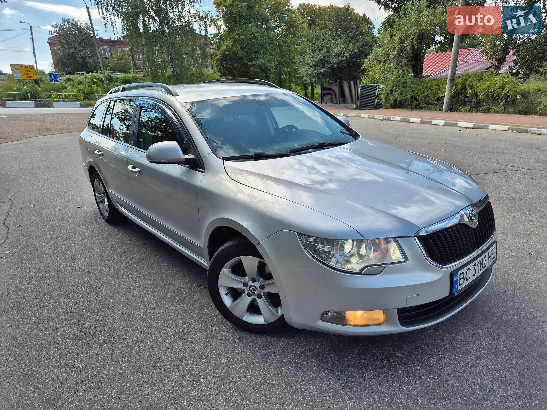 2013 Skoda Superb - мініатюра 17