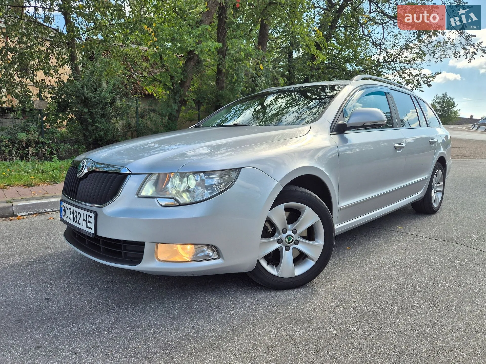 2013 Skoda Superb - фото 1