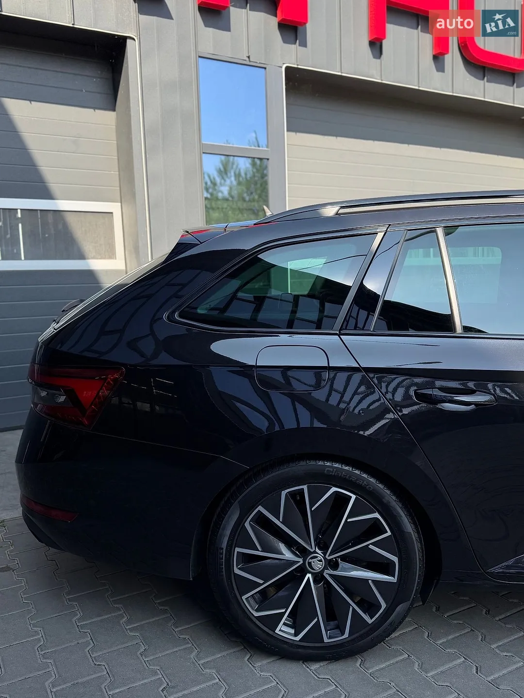2021 Skoda Superb - мініатюра 3