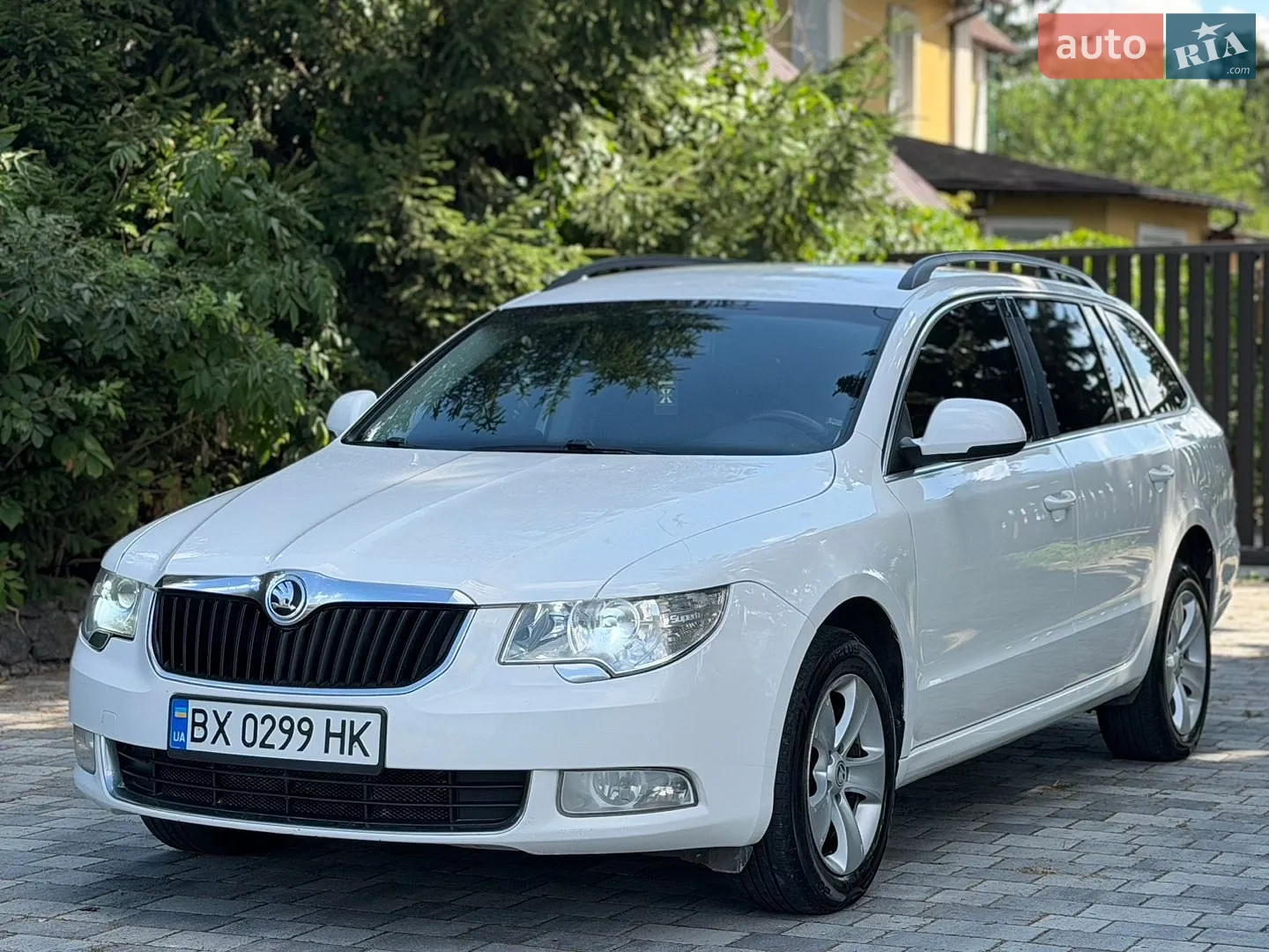 2011 Skoda Superb - мініатюра 12