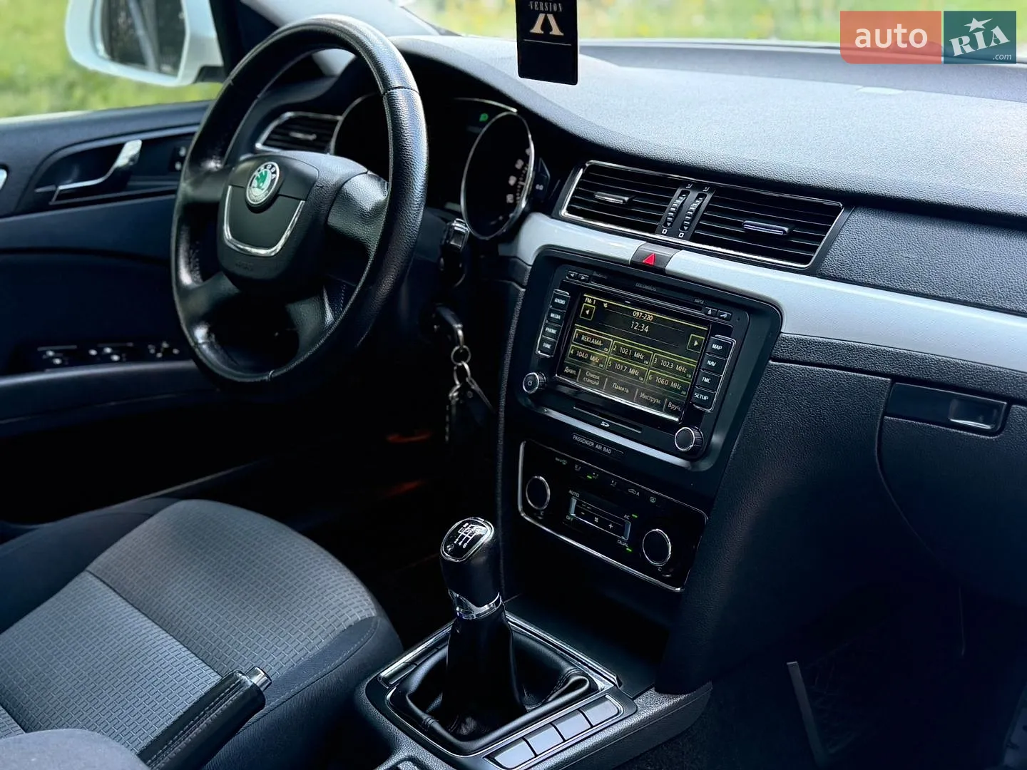 2011 Skoda Superb - мініатюра 21