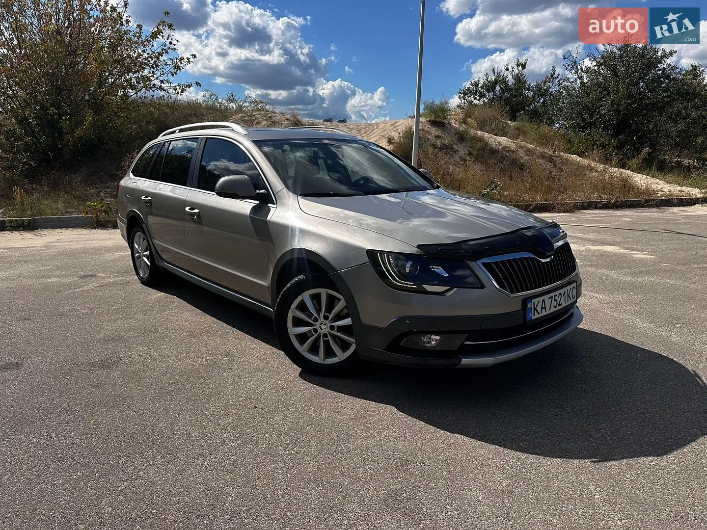2014 Skoda Superb - мініатюра 2