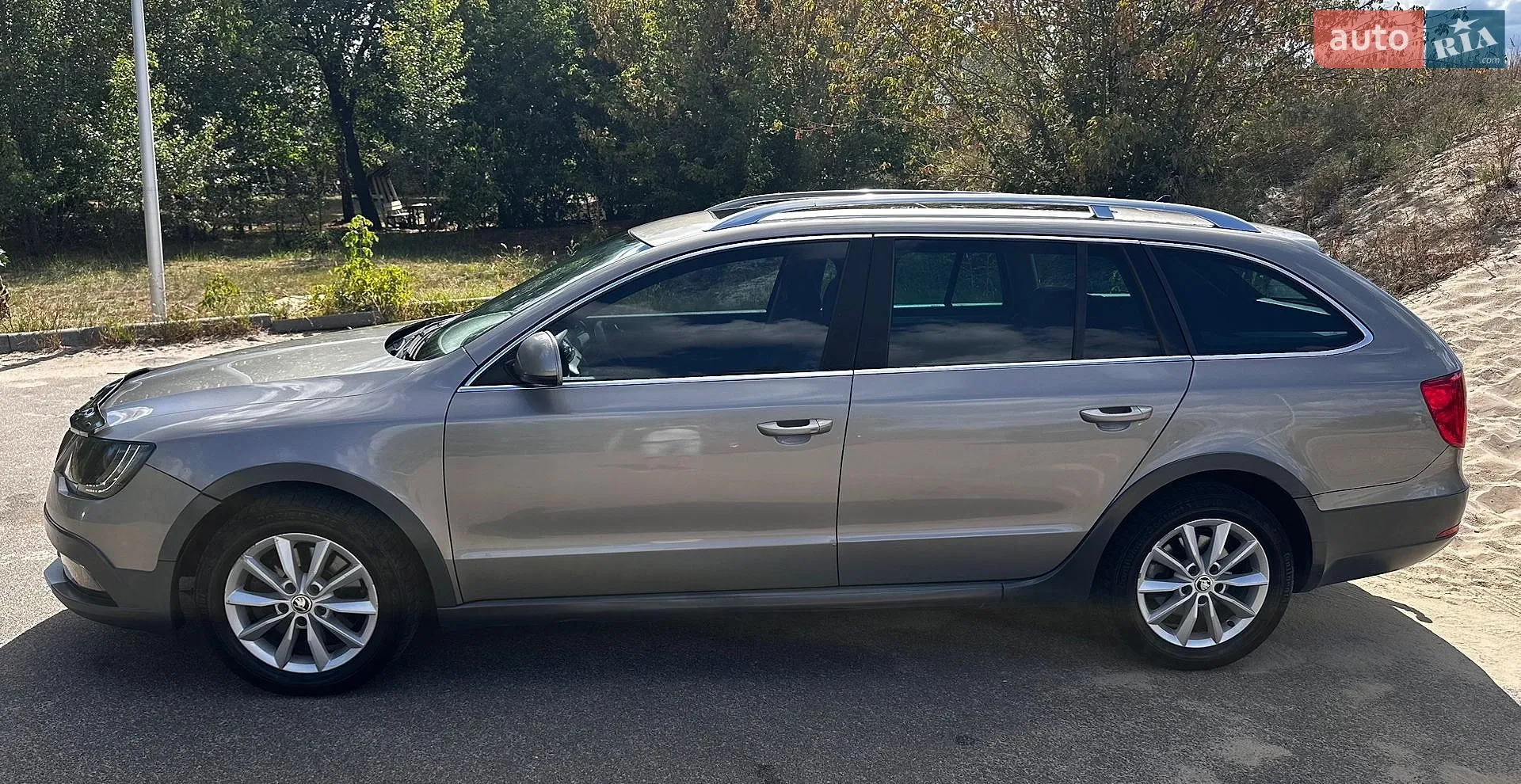 2014 Skoda Superb - мініатюра 6