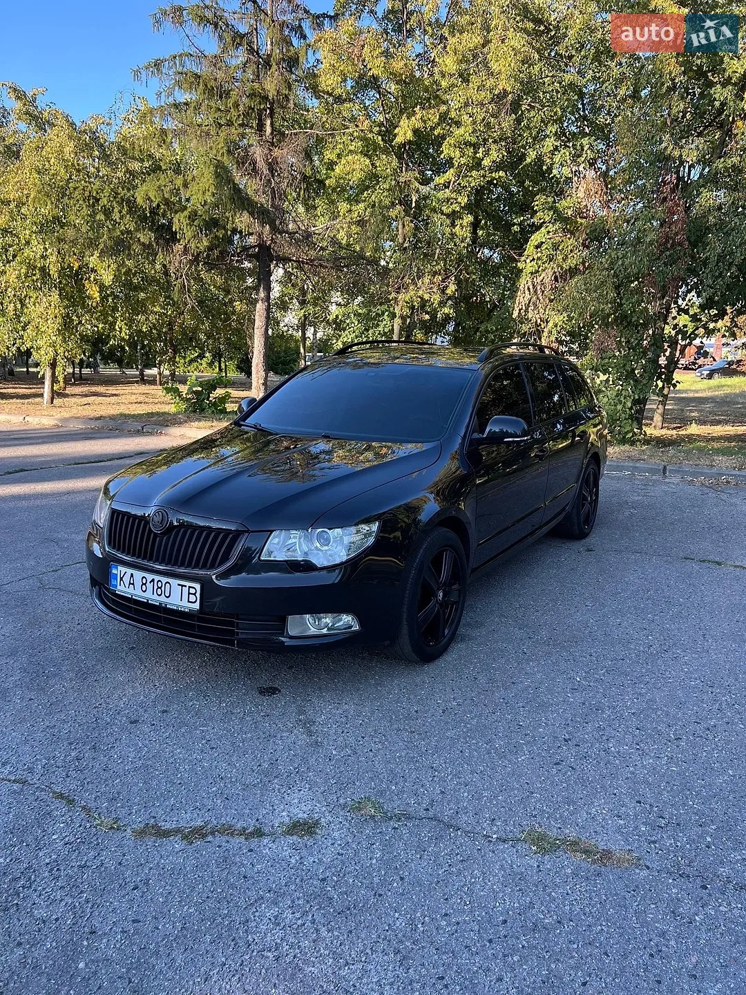 2010 Skoda Superb - мініатюра 12