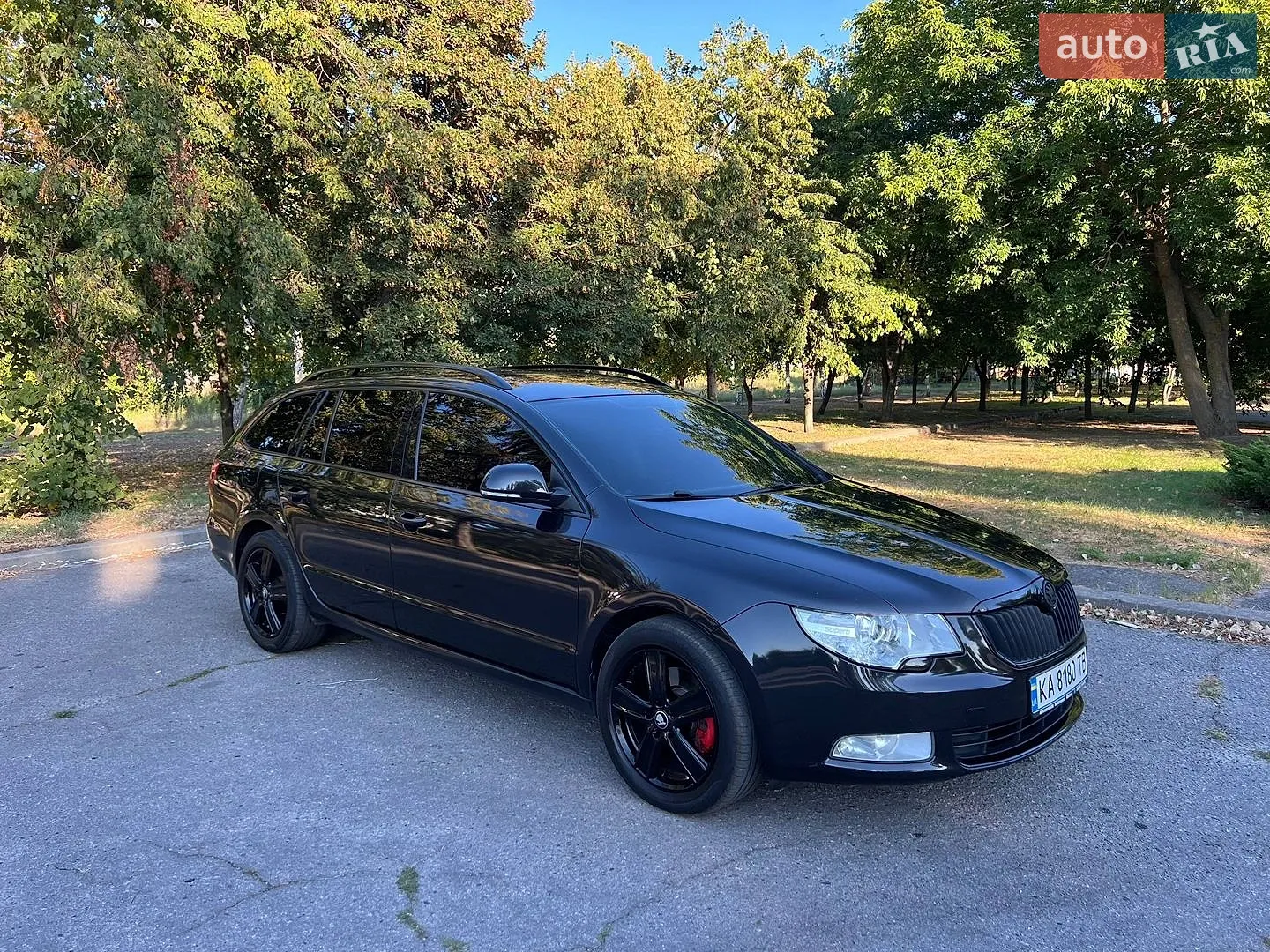 2010 Skoda Superb - мініатюра 17