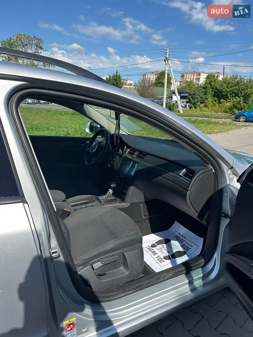 2012 Skoda Superb - мініатюра 12