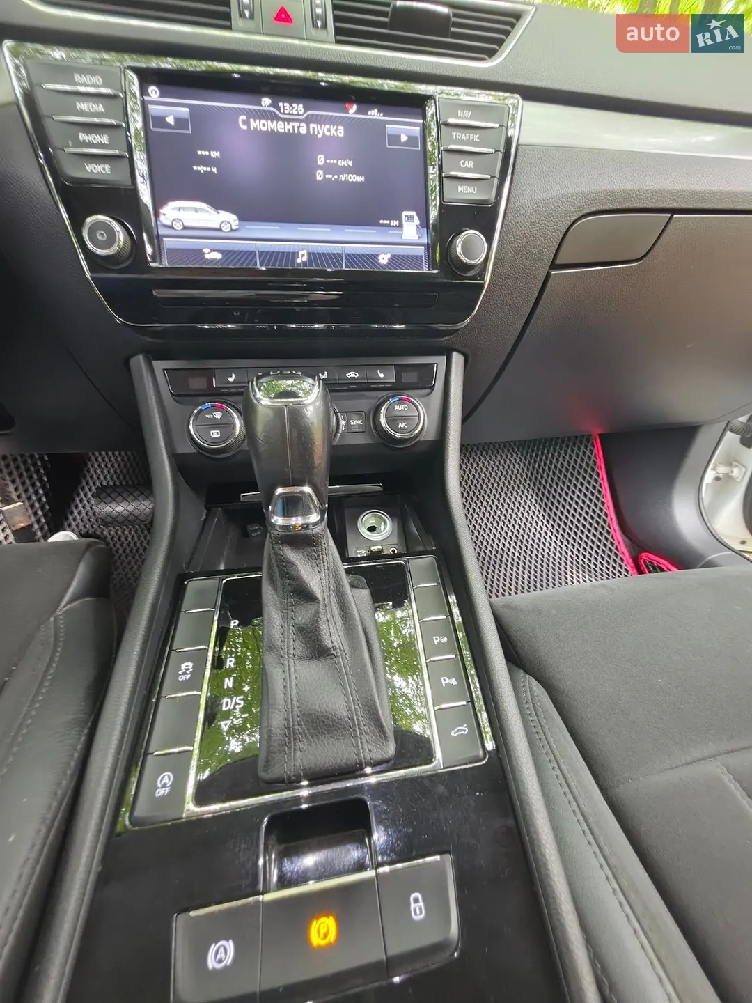 2015 Skoda Superb - мініатюра 9