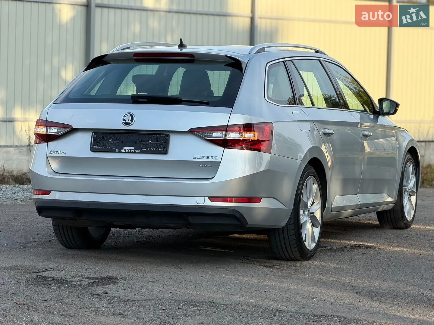 2018 Skoda Superb - мініатюра 14