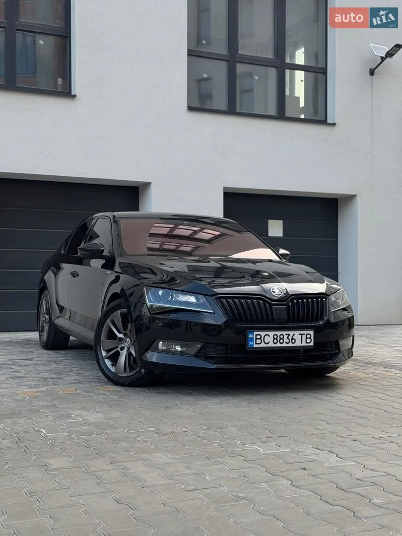 2018 Skoda Superb - мініатюра 2