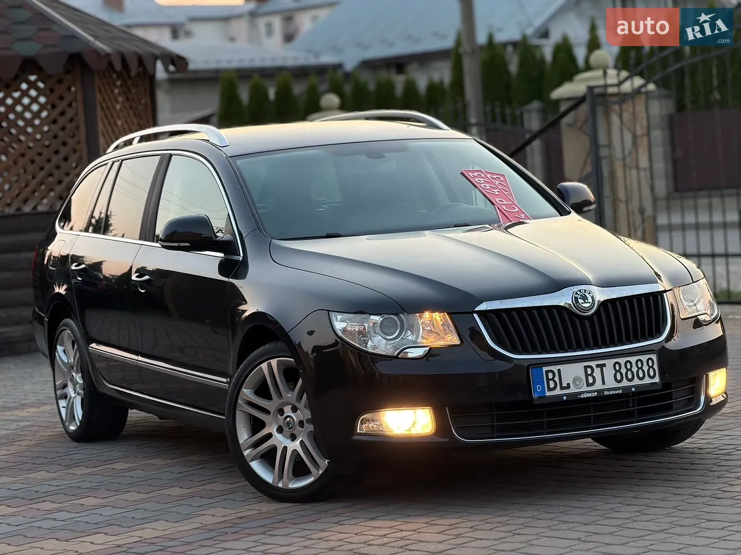 2011 Skoda Superb - мініатюра 3