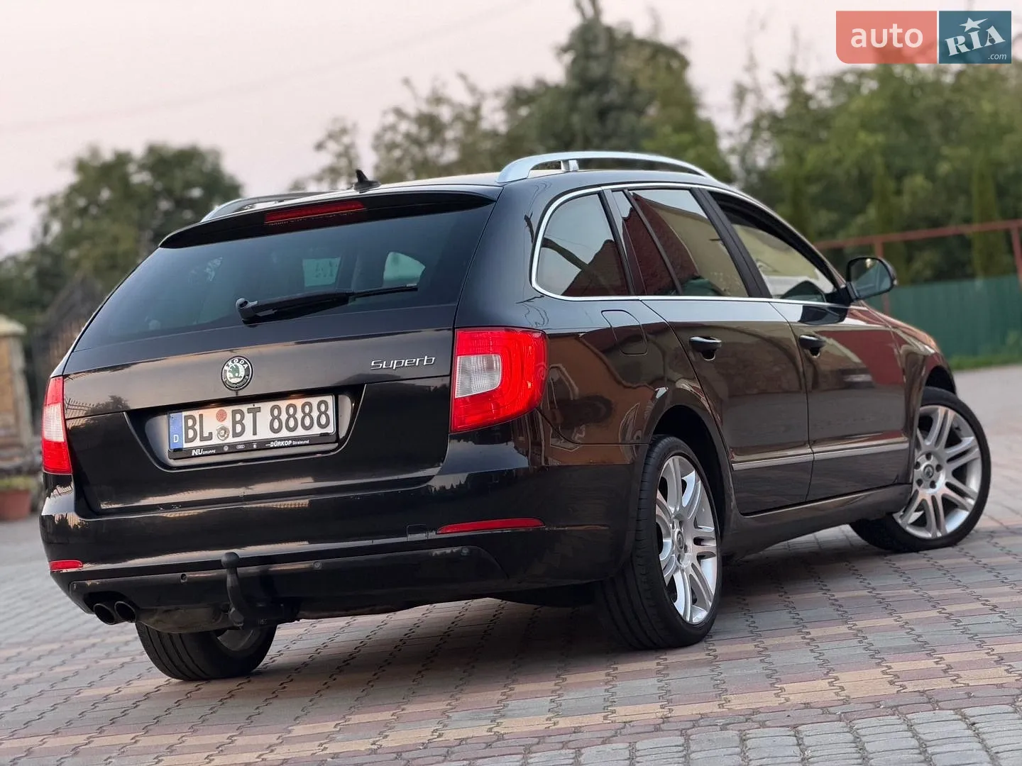 2011 Skoda Superb - мініатюра 10