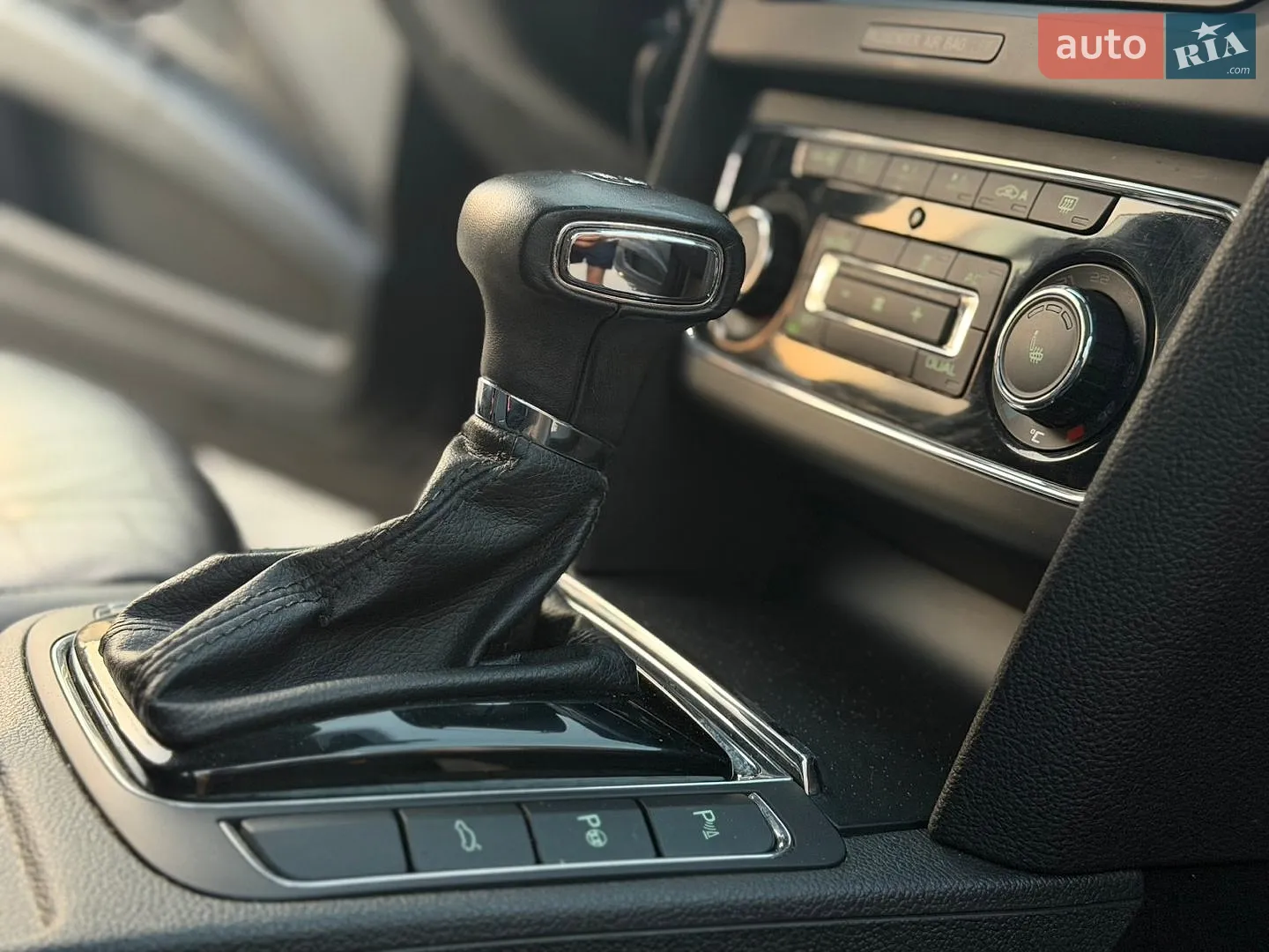 2011 Skoda Superb - мініатюра 27