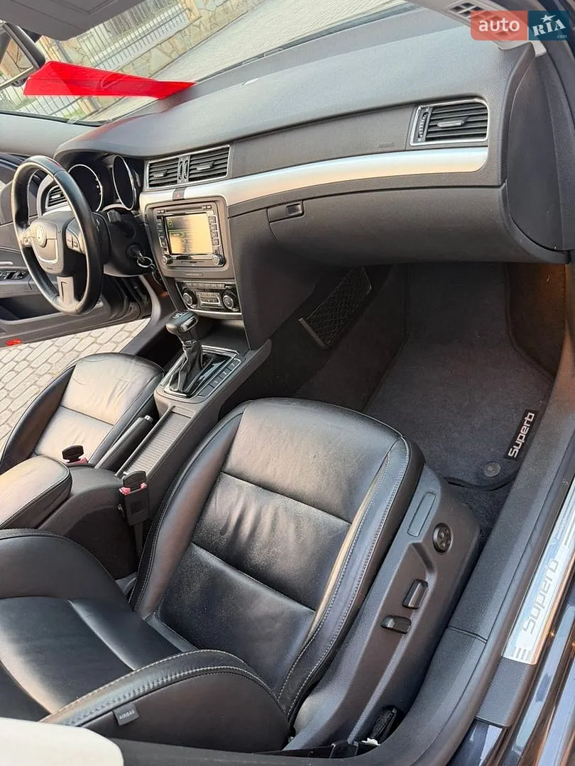2011 Skoda Superb - мініатюра 31