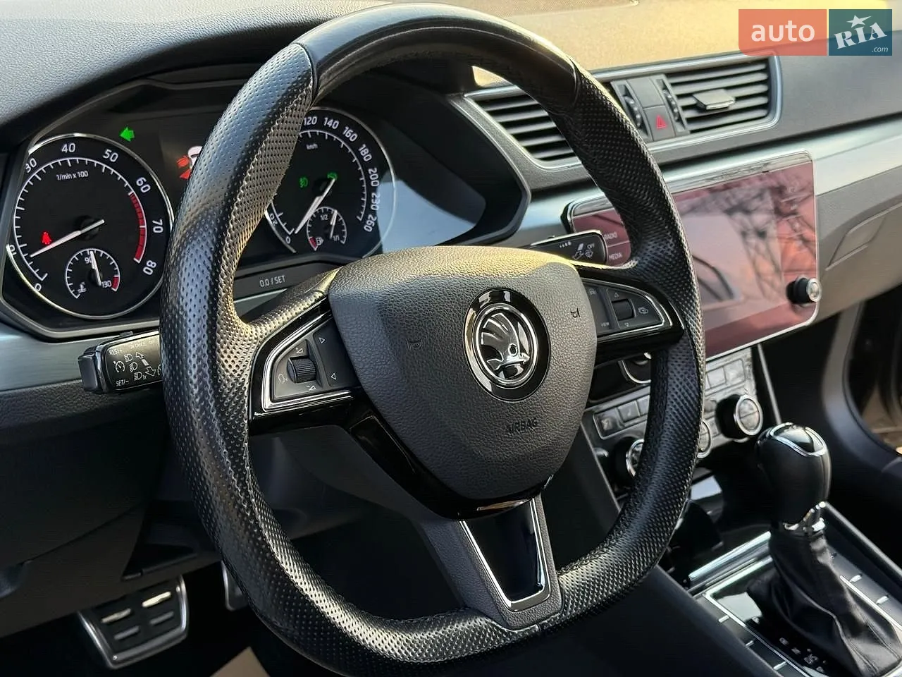 2019 Skoda Superb - мініатюра 45