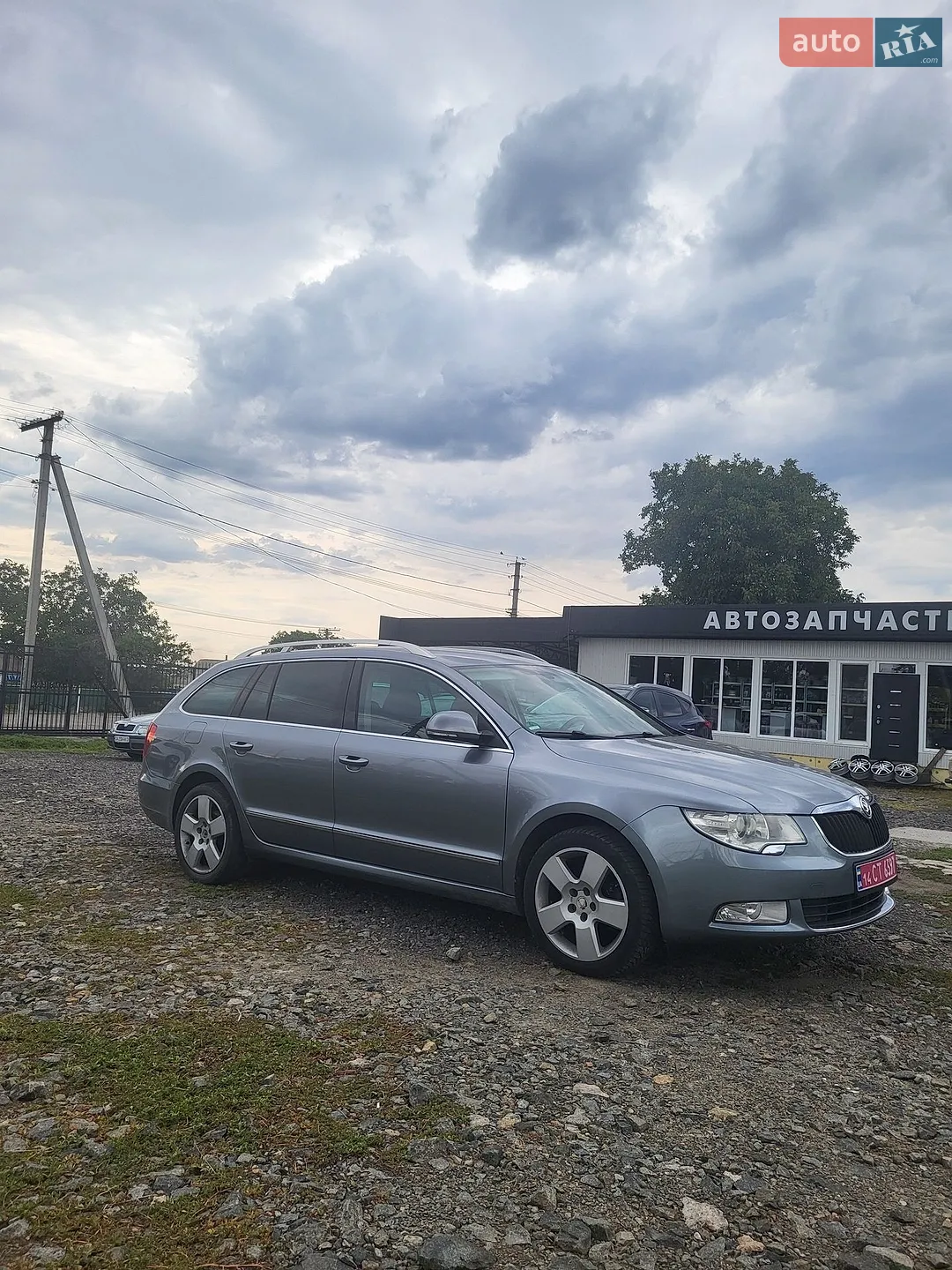2011 Skoda Superb - мініатюра 3
