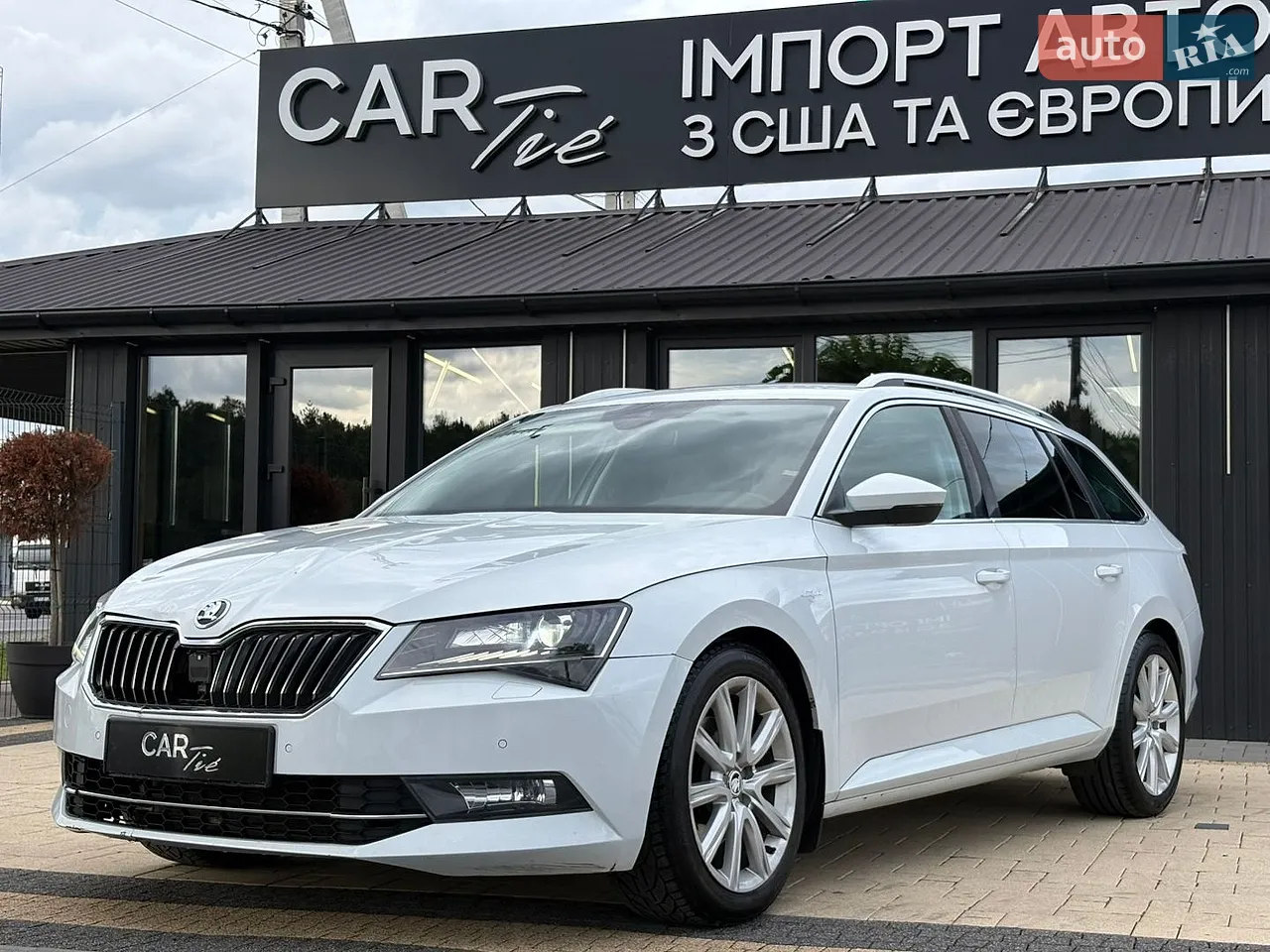 2015 Skoda Superb - мініатюра 25
