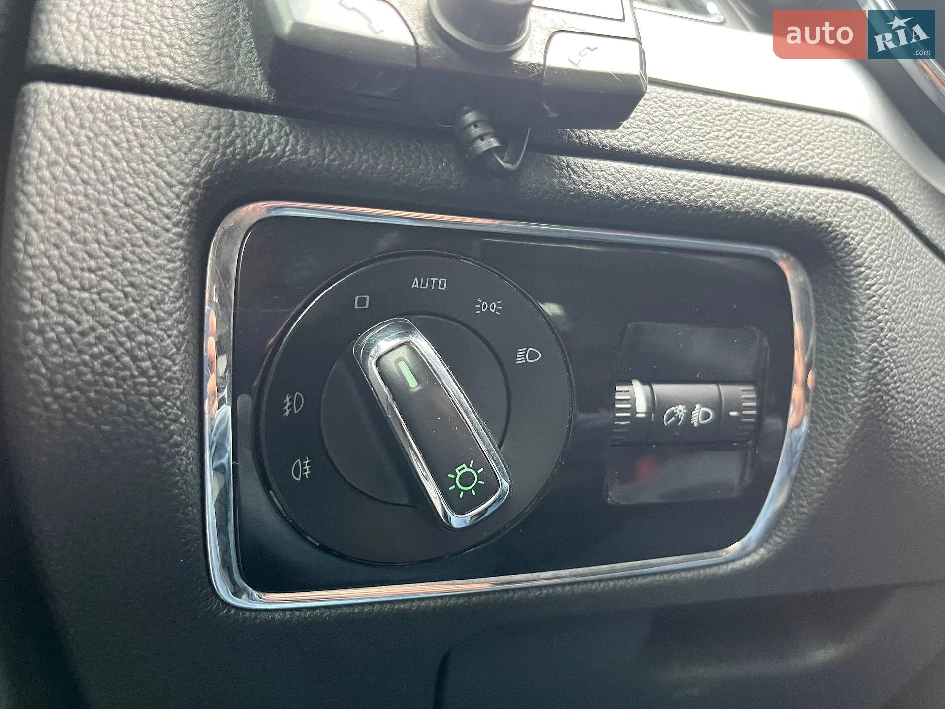 2012 Skoda Superb - мініатюра 23