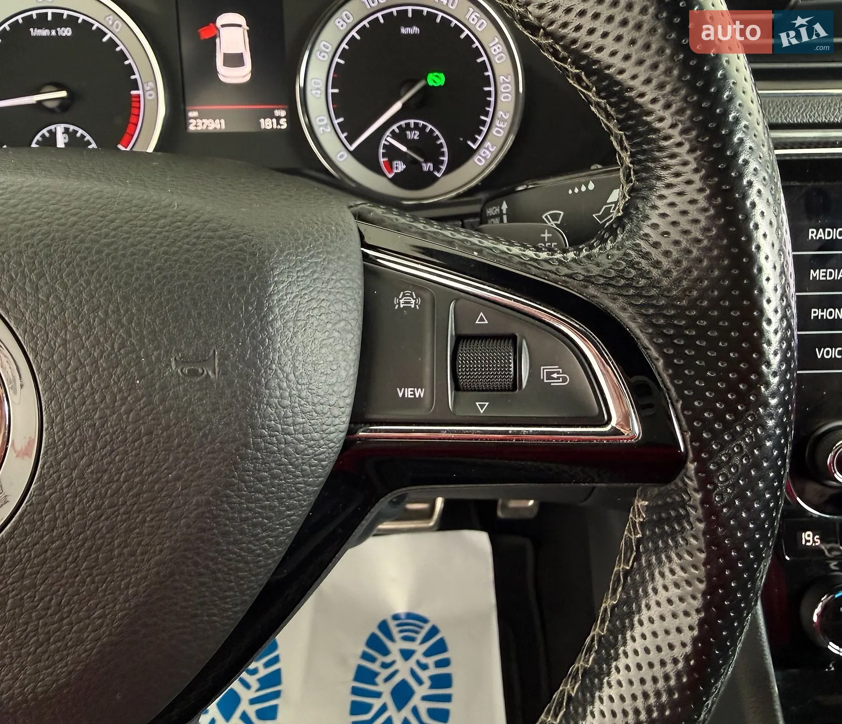 2018 Skoda Superb - мініатюра 15