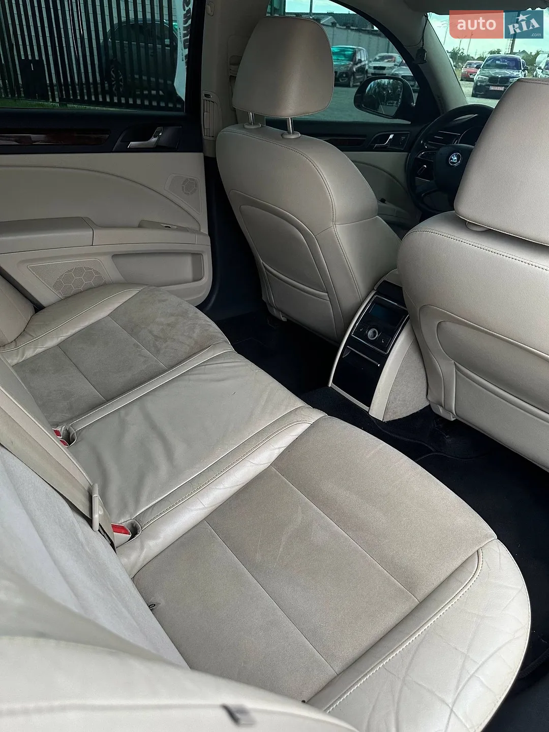 2013 Skoda Superb - мініатюра 12