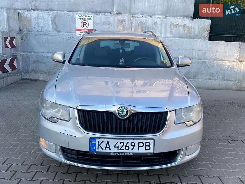 Skoda Superb 2012