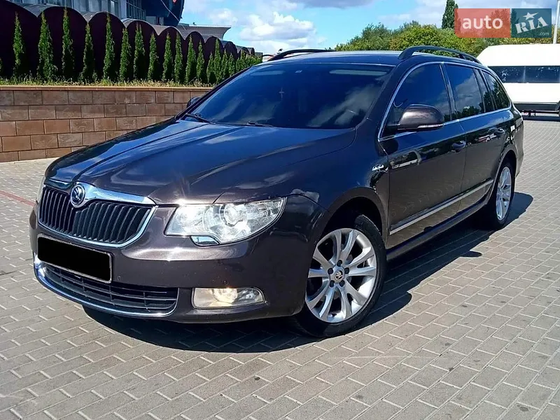 Skoda Superb 2012