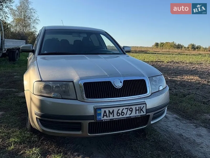 Skoda Superb 2004