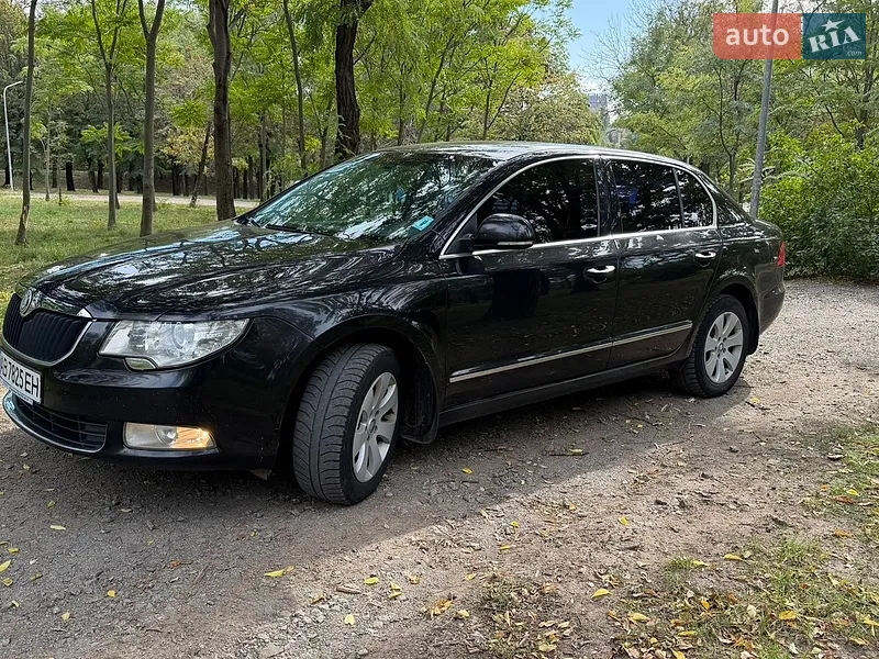 Skoda Superb 2012