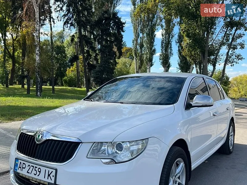 Skoda Superb 2012