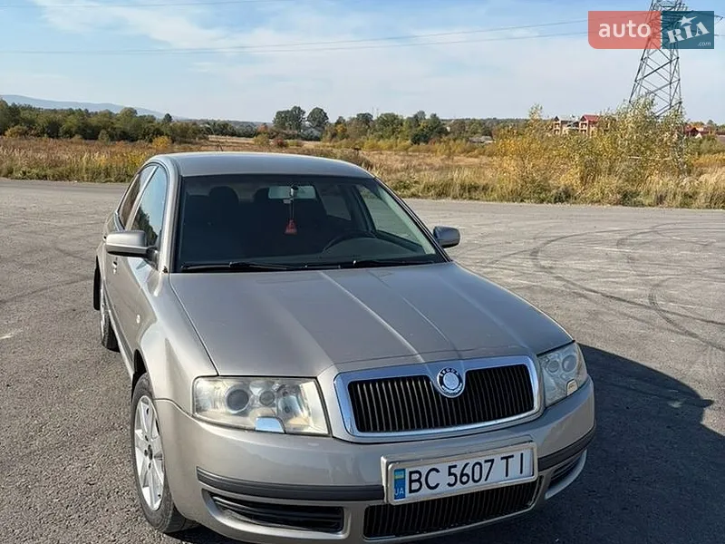 Skoda Superb 2006