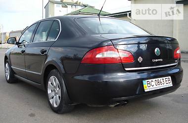 Седан Skoda Superb 2009 в Сколе