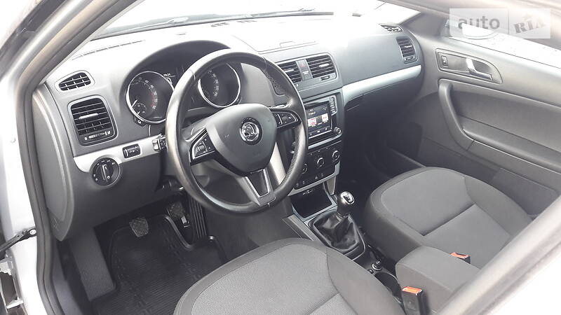 Позашляховик / Кросовер Skoda Yeti 2017 в Радивиліві