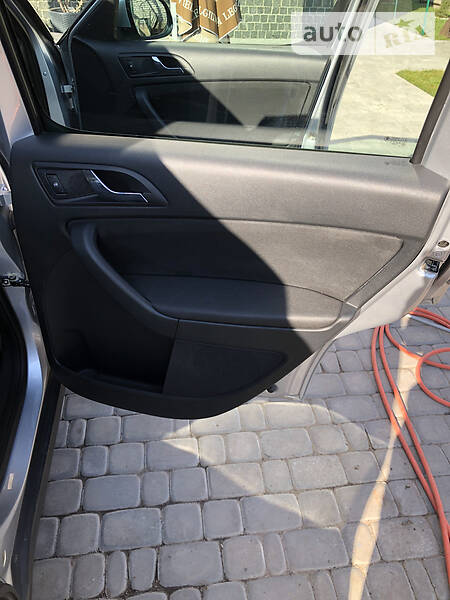 Позашляховик / Кросовер Skoda Yeti 2009 в Харкові