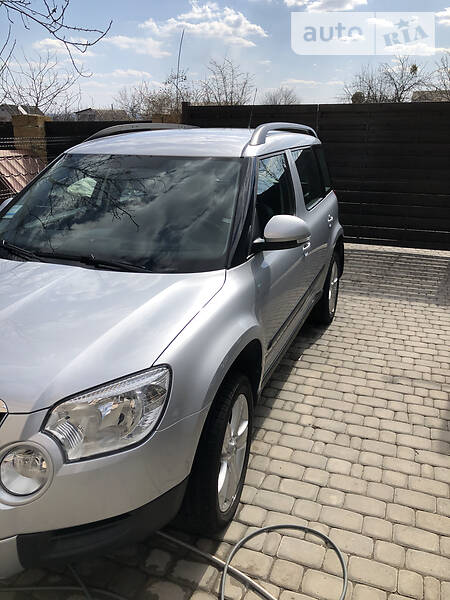 Позашляховик / Кросовер Skoda Yeti 2009 в Харкові