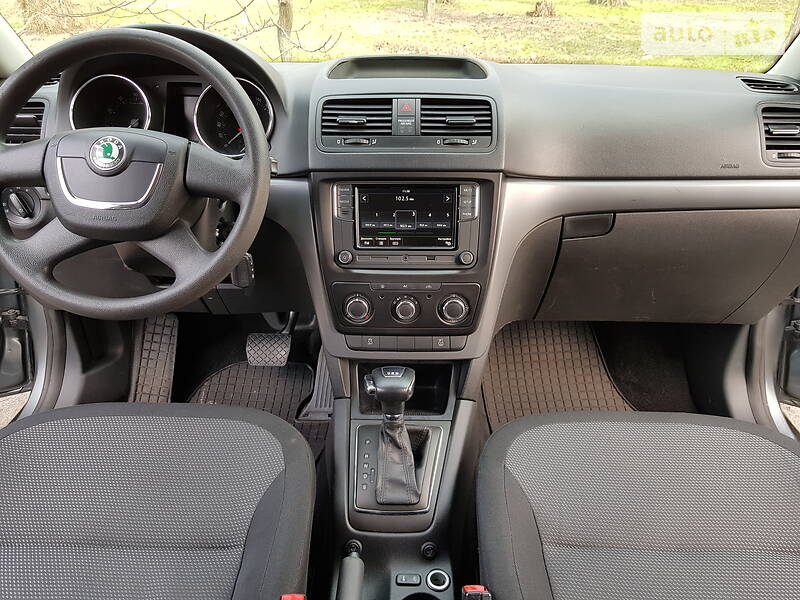 Внедорожник / Кроссовер Skoda Yeti 2012 в Днепре