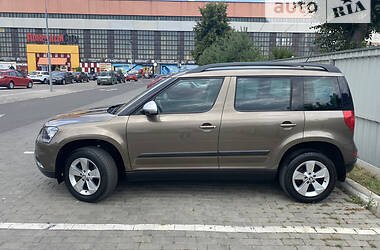 Внедорожник / Кроссовер Skoda Yeti 2014 в Луцке