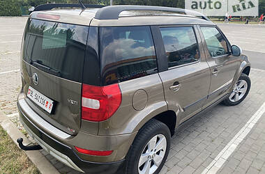 Позашляховик / Кросовер Skoda Yeti 2014 в Луцьку