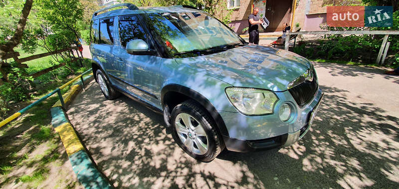Позашляховик / Кросовер Skoda Yeti 2013 в Києві