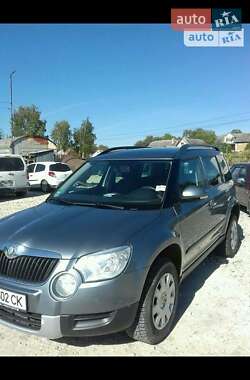 Внедорожник / Кроссовер Skoda Yeti 2010 в Подкамне