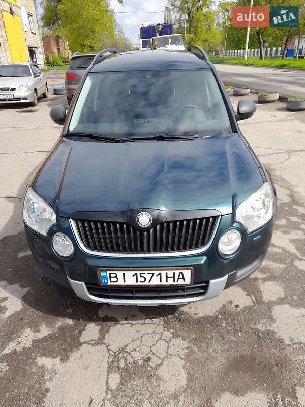 Внедорожник / Кроссовер Skoda Yeti 2010 в Полтаве