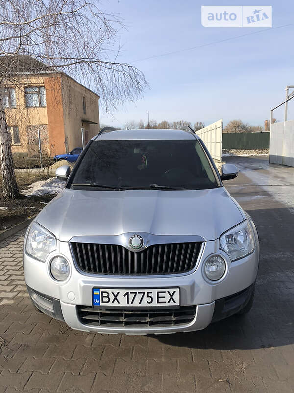 Позашляховик / Кросовер Skoda Yeti 2010 в Волочиську