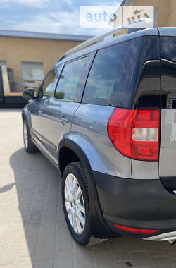 Позашляховик / Кросовер Skoda Yeti 2011 в 