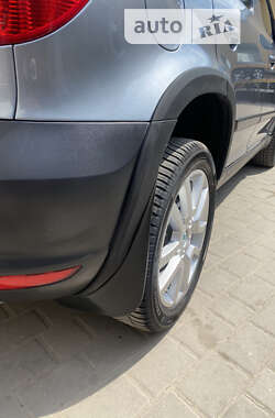 Позашляховик / Кросовер Skoda Yeti 2011 в 