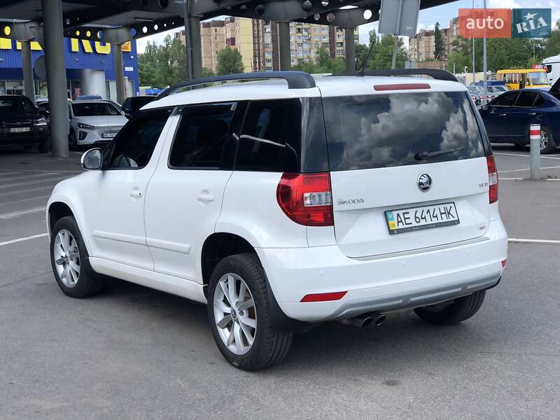 Внедорожник / Кроссовер Skoda Yeti 2013 в Кривом Роге